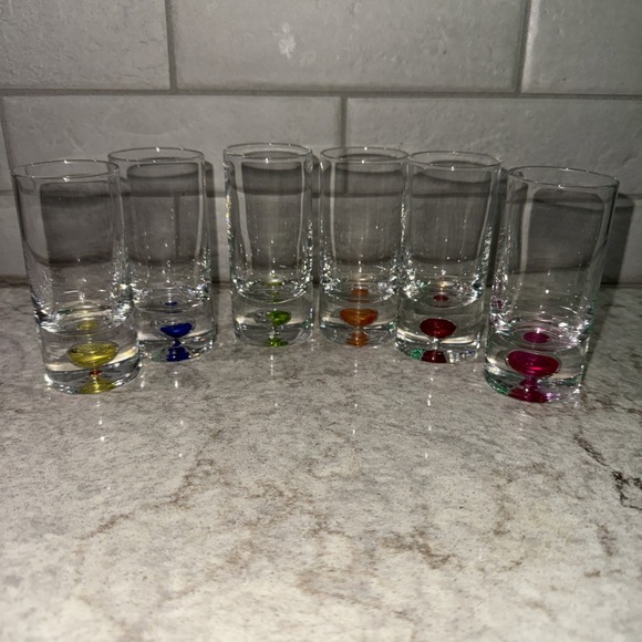 The Unbranded Brand Other - Set of 6 Shot Glasses Suspended Colored Bubble Base Barware